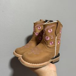 Boots for toddler 