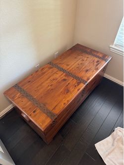 Real Cedar Storage Chest