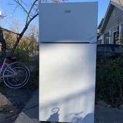 Hotpoint Refrigerator