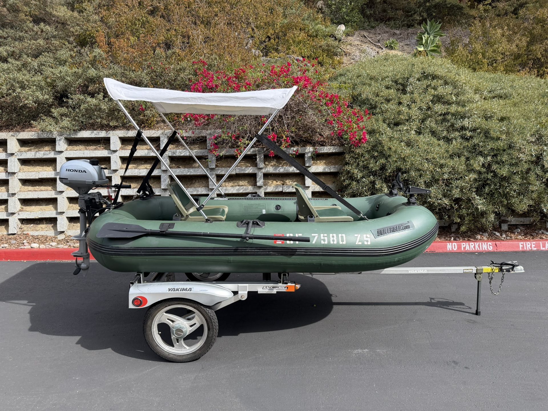 Sea Eagle Inflatable Boat w/trailer