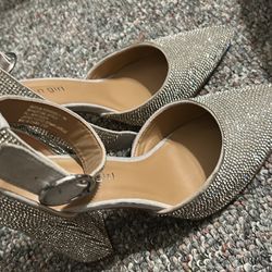 Madden Girl Pointed Tip Heels