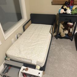 Toddler Bed + Mattress 