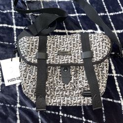 Kenzo Paris Messenger Bag