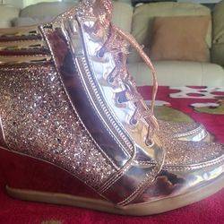 New Golden Color Women Shoes Size 8.5