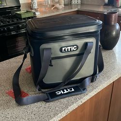 RTIC COOLER