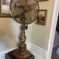 Deco Breeze Table Fan 31”T