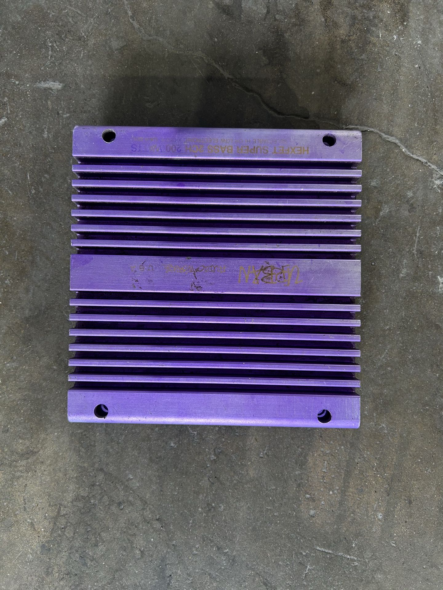 Urban Audio Super Bass Amplifier