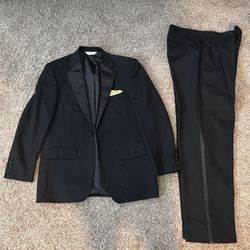 Men’s Tuxedo