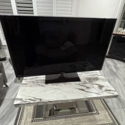 55” Samsung LCD TV With Apps. Super Thin 1080p
