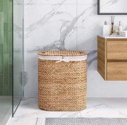 Brand New Costco Seville Handwoven Water Hyacinth Laundry Hamper
