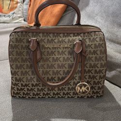 Michael Kors Purse And Wallet 