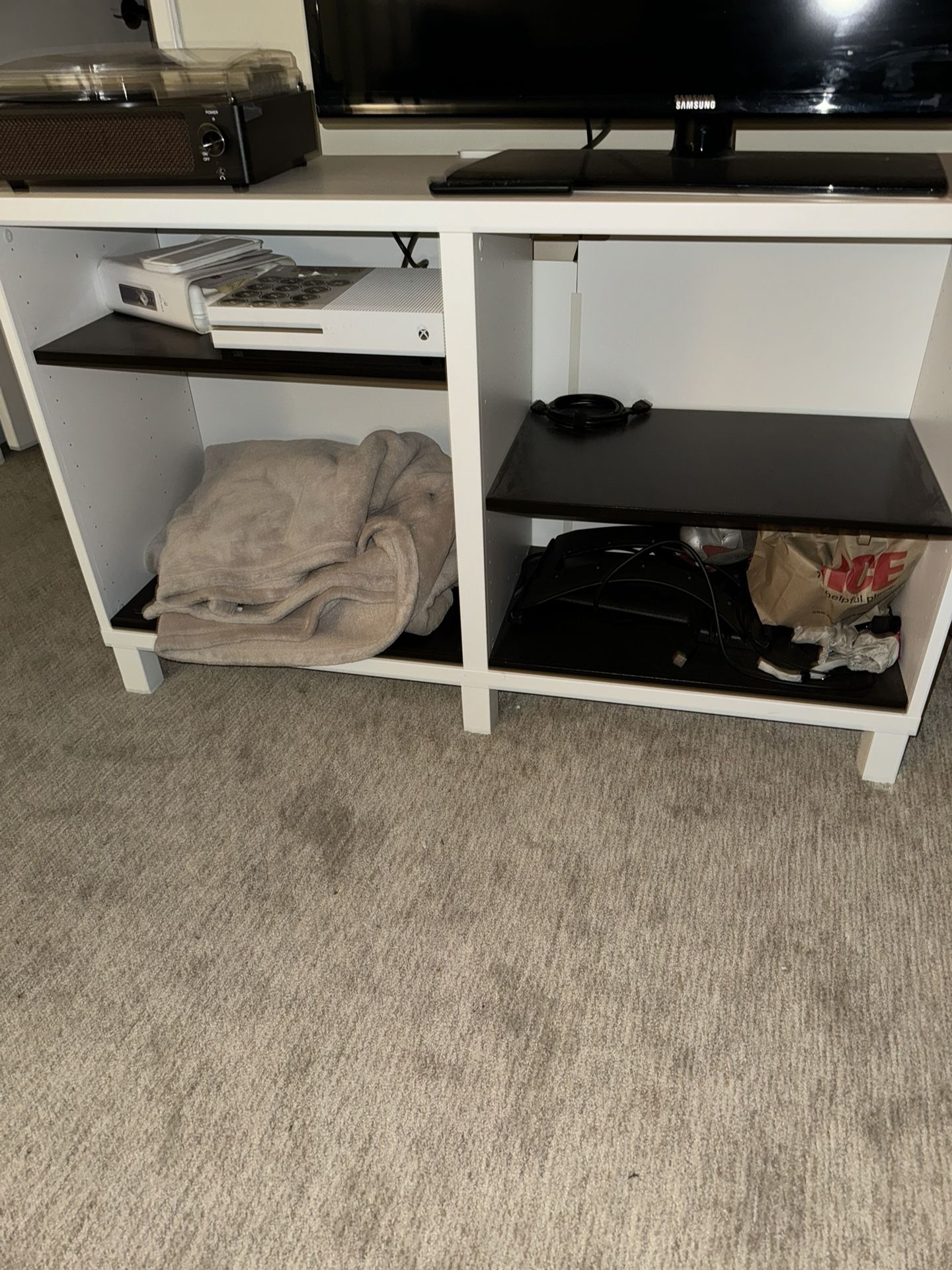 BARELY USED TV SHELVING UNIT