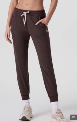 Vuori Women’s Purple Heather Performance Jogger XS, Regular