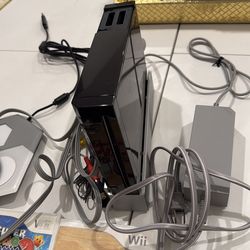 Black Nintendo wii bundle