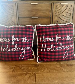 20” X 20” Holiday Christmas Red Black White Pillow Set take both for $10 Total
