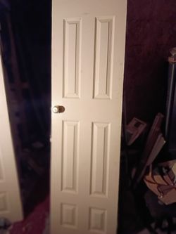 White 6-Panel Interior Door with Knob