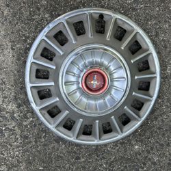 ‘67 / ‘68 Mustang Hubcap