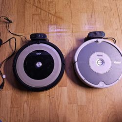 2 Roomba Robot Vaccum Cleaners Both Need Repair