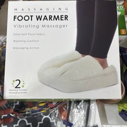 MASSAGING FOOT WARMER