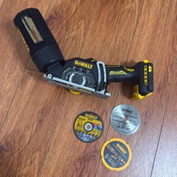 DEWALT DCS438B 20V MAX XR BRUSHLESS CORDLESS 3 IN. CUT-OFF TOOF