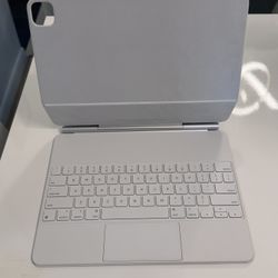 iPad Pro Magic Keyboard 13in
