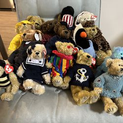 Assorted Collectible Bears