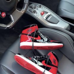 Air Jordan 1 Ferrari Red & Black