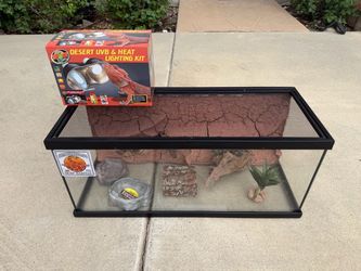Reptile Glass Tank with Zoo Med Desert UVB & Heat Lighting Kit