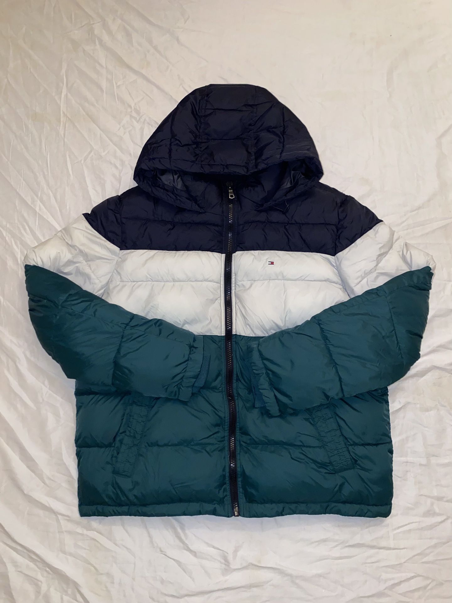 Tommy Hilfiger Men's Colorblock Down Alternative Hooded Puffer Jacket - Size XL