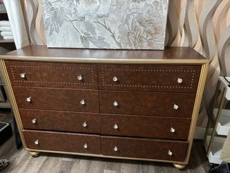 Dresser and mirror
