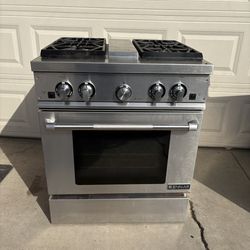 Jenn-Air commercial Stove 30 inch