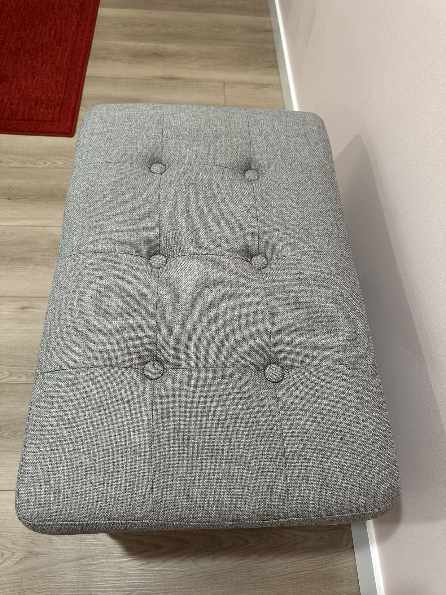 Storage Ottoman (like new)