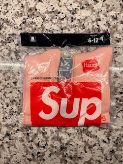 Pink supreme socks