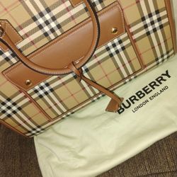 Burberry tote for sale 