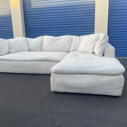 FREE DELIVERY!!! White 2 piece sectional couch with chase 