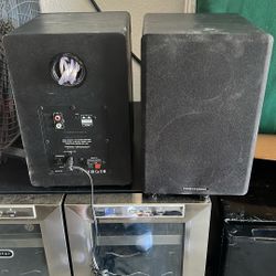 Thonet and Vander Bluetooth Speakers