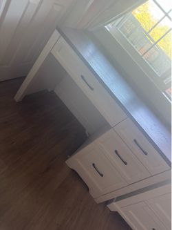 Need gone. Moving out good conditions