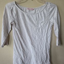 Ann Taylor LOFT  XS White 3/4 Sleeve Pocket Tee — Classic & Lightweight