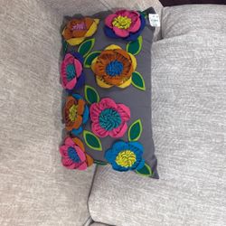 Grey Flower Pillow 7$