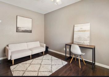 Entire room - everything included