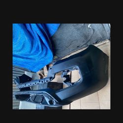 Toyota Tacoma Front Bumper 16//23 W/Flares aftermarket 