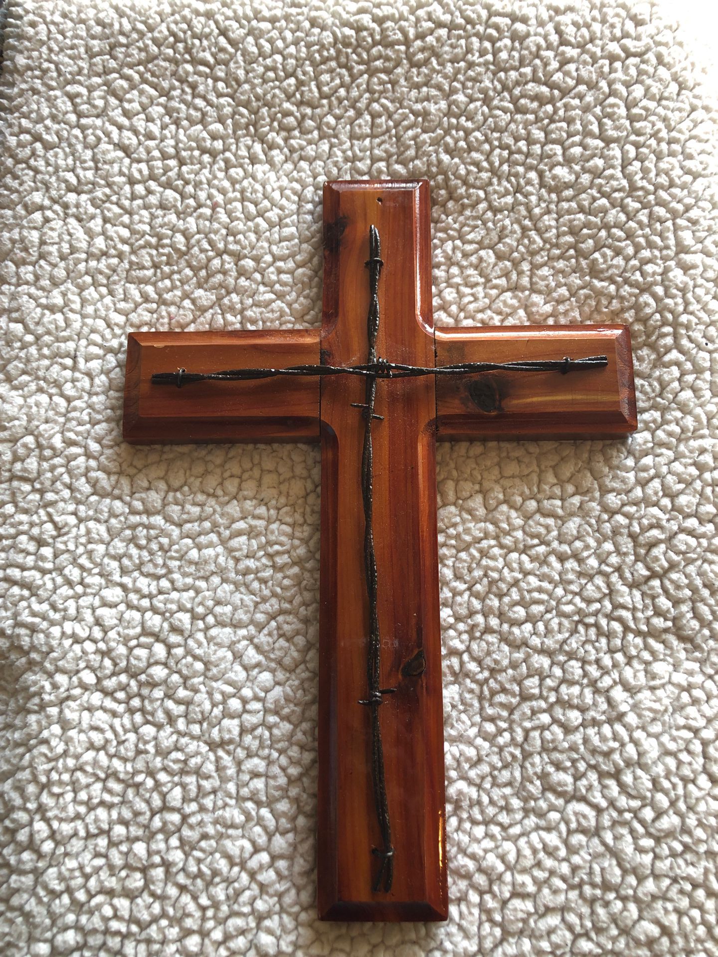 Wooden metal cross / home staging decor