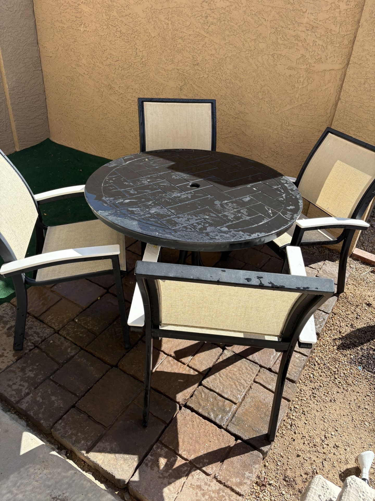 5 Pc Patio Table Set