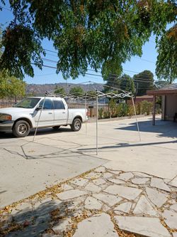 Canopy frame