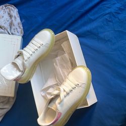 Alexander Mcqueens White Size 5 Women’s 