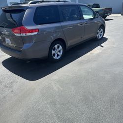 Mini Vans 