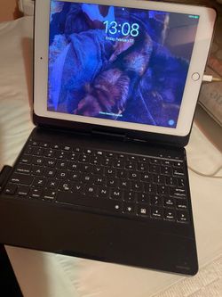 Ipad, and keyboard for parts or repair, passcode locked