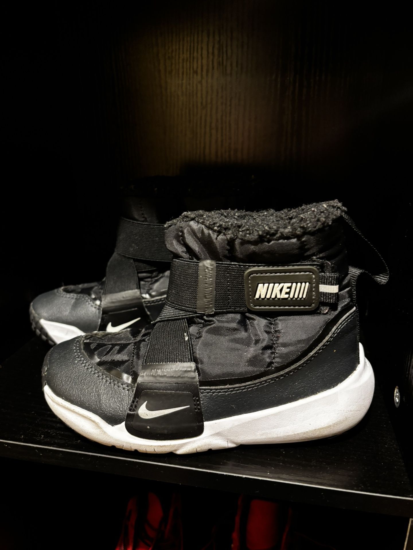 Nike Toddler Winter Boots Size 11c