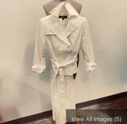 Signature by Larry Levine White Trench Coat