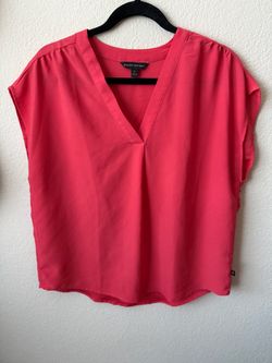 Banana Republic Coral V-Neck Blouse Size M